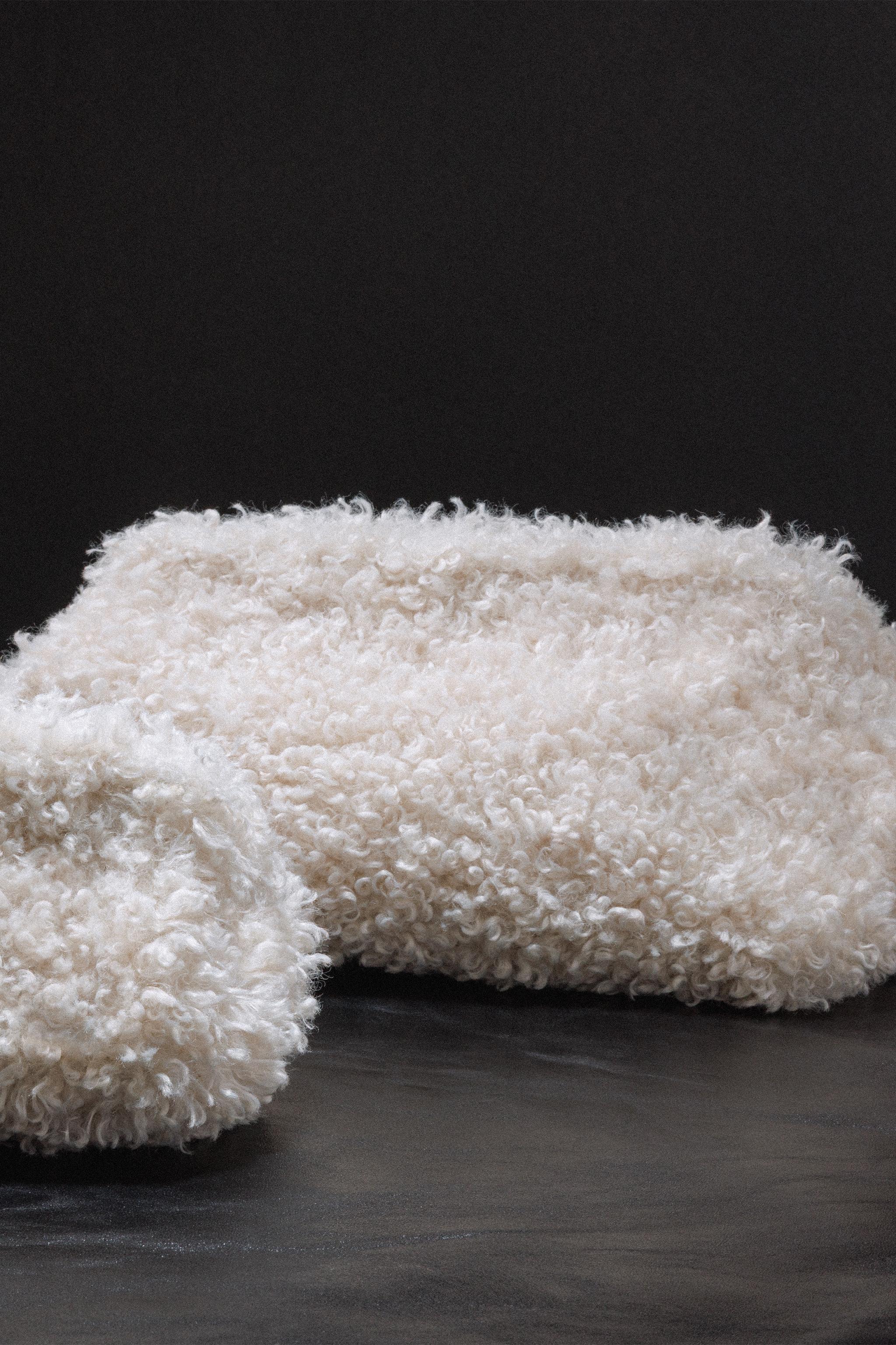 MEDIUM FAUX FUR MAKEUP BAG